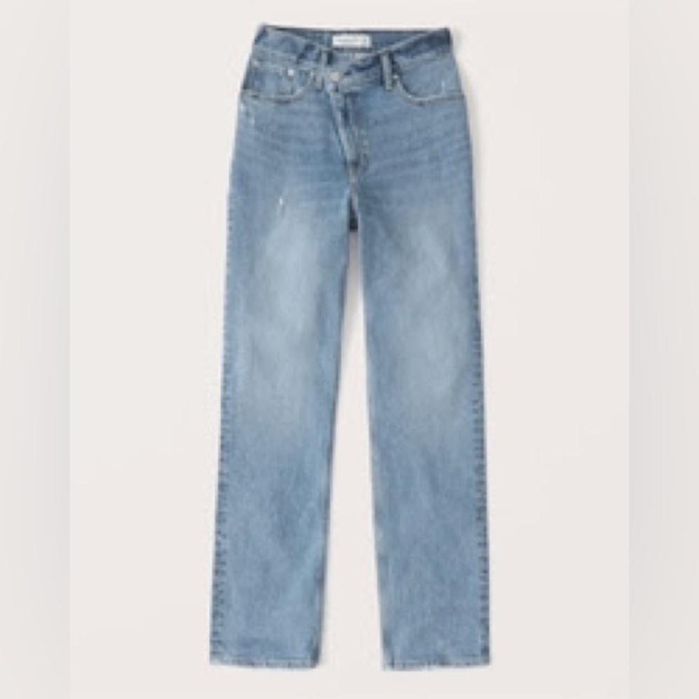 Never Worn - Abercrombie & Fitch Crossover 90s Ultra High Rise Straight Jeans